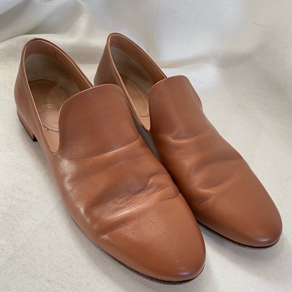 Lewit Minimalist Leather Loafers in Brown - Picture 4 of 9